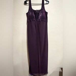 Women’s SZ 14 Alex Evenings Plum Bridesmaids Dress Beaded Lace Shimmery Top